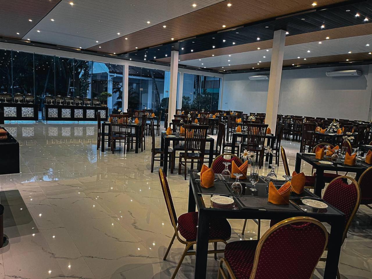 Acme Grand Hotel Habarana Exteriér fotografie