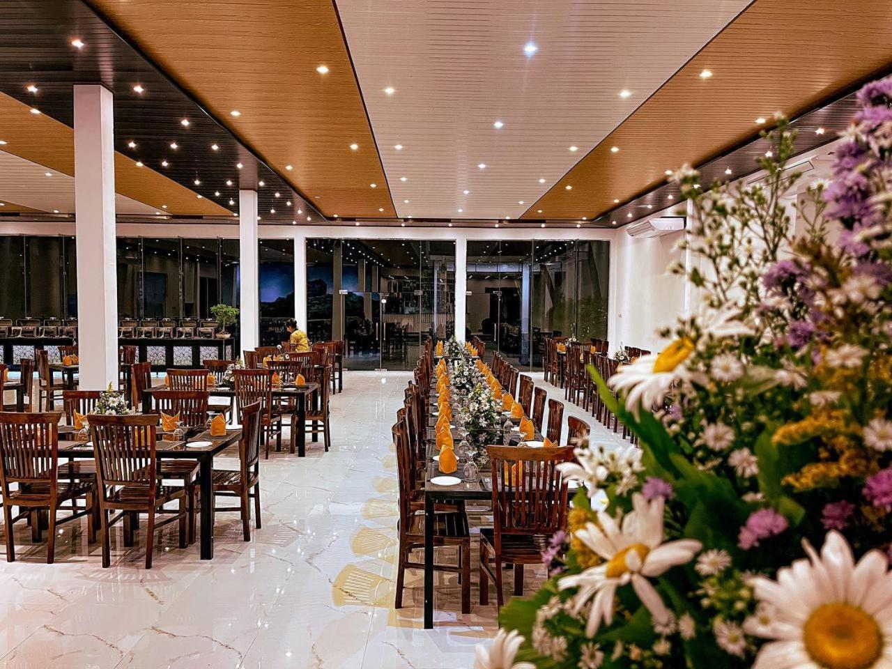 Acme Grand Hotel Habarana Exteriér fotografie